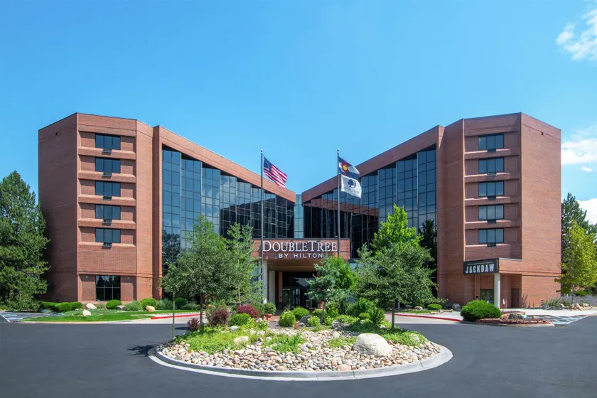 DoubleTree by Hilton Denver - Aurora - Image 1