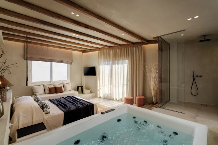 Tesoro Elegant escapes- suites - Image 1