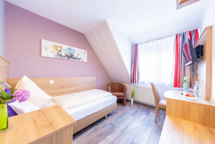 Hotel Reinhardtshof Garni - Image 1