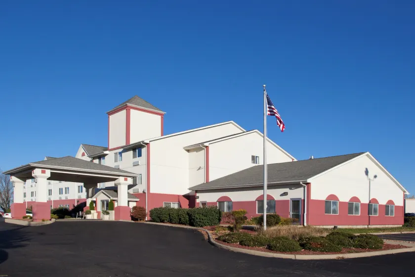 Holiday Inn Express Mt. Vernon by IHG - Image 1