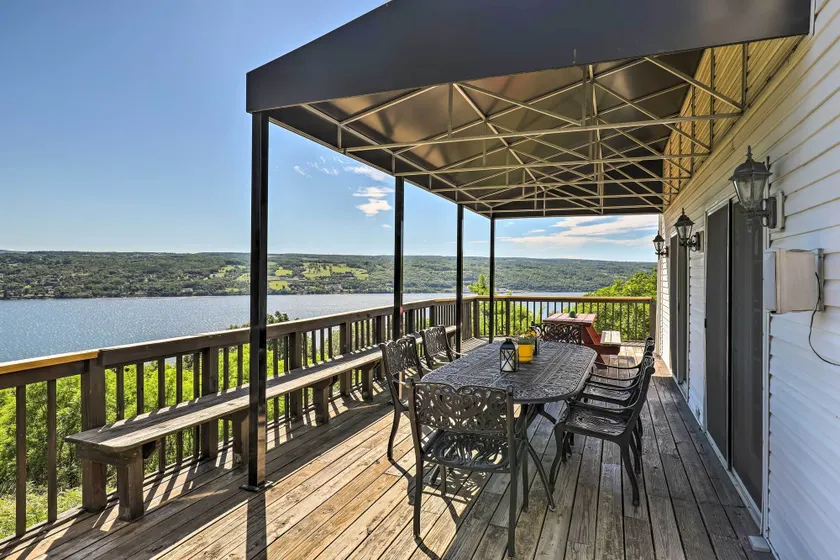 Bliss of Burdett on the Seneca Wine Trail w Hottub and Barbecue - Image 1