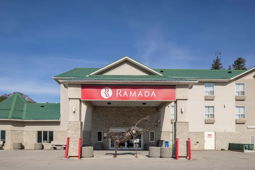 Ramada Golden - Image 1
