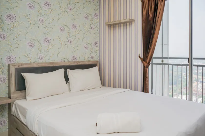 Cozy Living Studio Apartment at Springwood Residence - Image 1