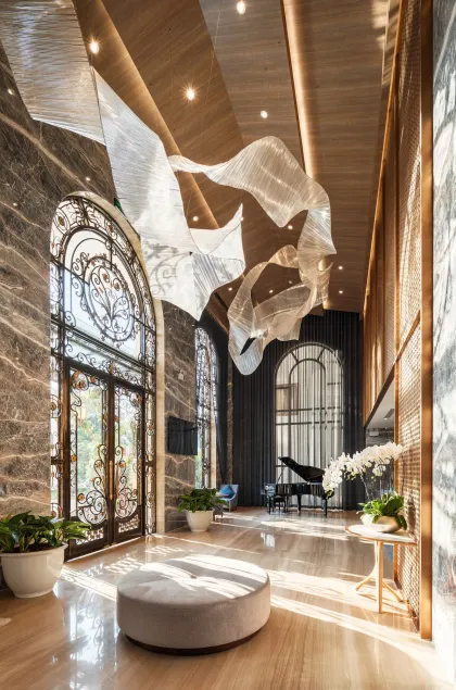 D'Lecia Ha Long Hotel - Image 1