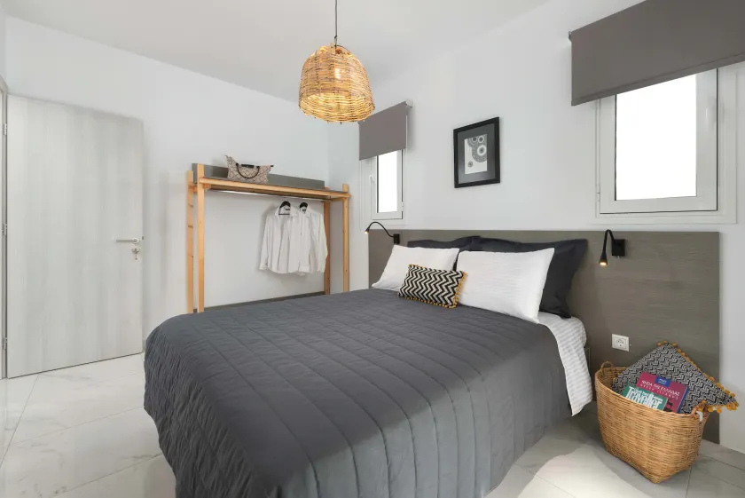 L & C Boutique Apartments - Image 1