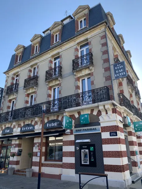 Hotel Le Cosy Riva Bella - Image 1