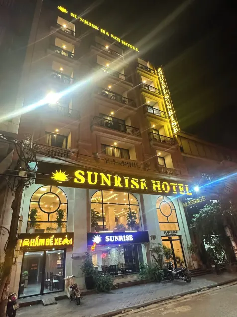 Sunrise Hanoi Hotel - Image 1