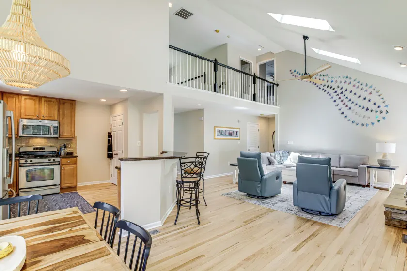 Deck, Hot Tub & Resort Amenities: Ocean View Gem - Image 1