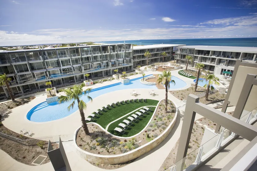 Wyndham Resort Torquay - Image 1