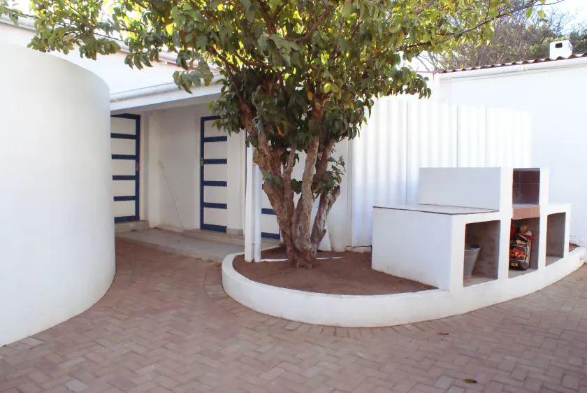 Mr Pell's House Self-Catering Accommodation - Image 1