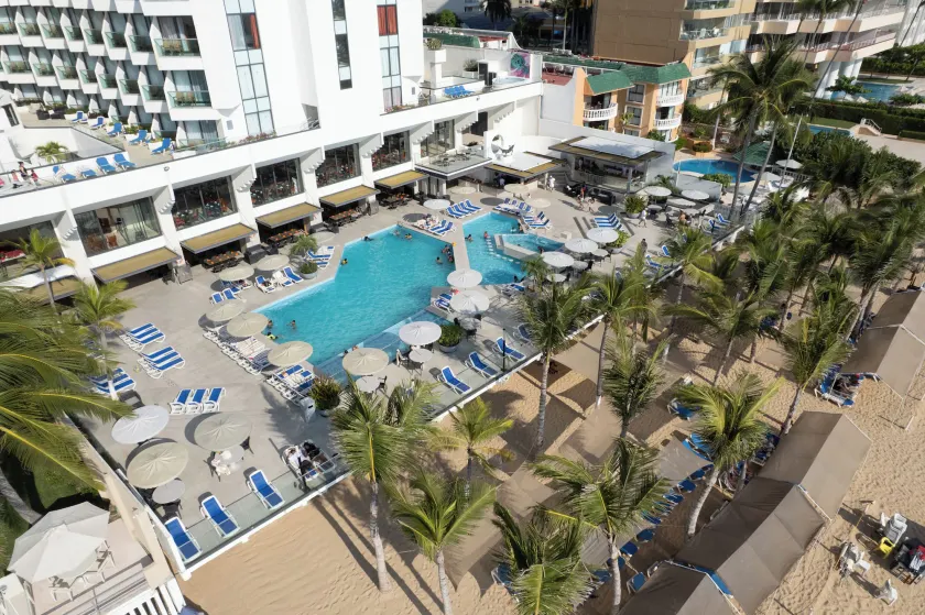 Copacabana Beach Hotel Acapulco - Image 1