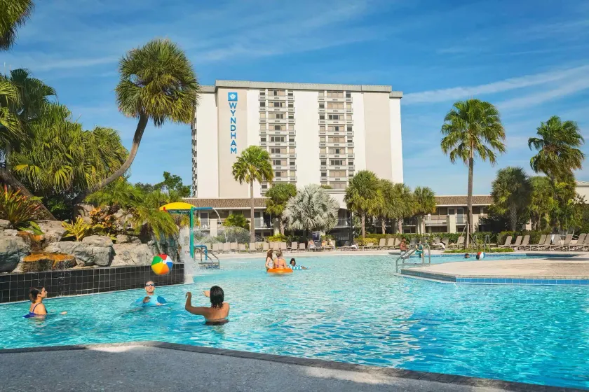 Wyndham I-Drive Avanti Resort & Conference Center - Image 1