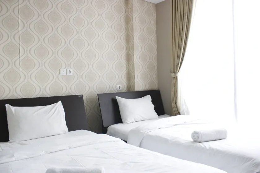 Stylish 1BR near ITB University at Dago Suites Apartment By Travelio - Image 1