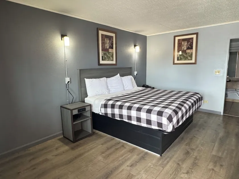 Travel Inn - Image 1