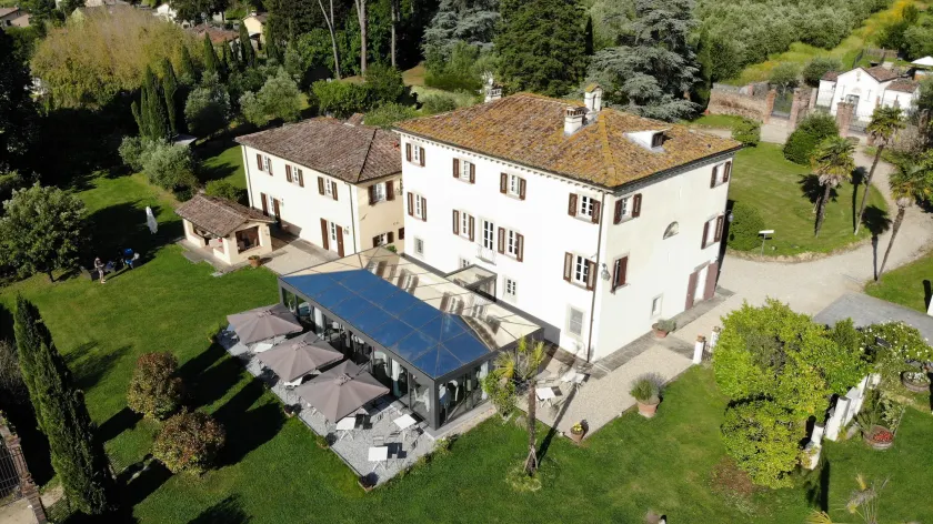 Hotel Albergo Villa Marta - Image 1