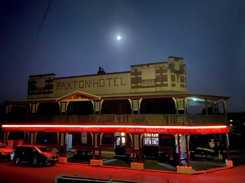 Paxton Hotel - Image 1