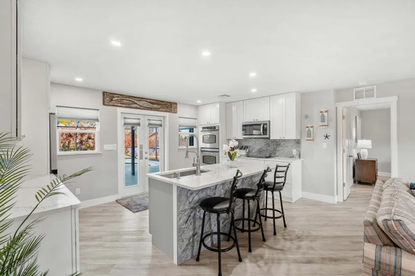 882 Cody Avenue - Image 1