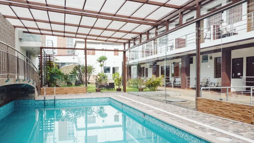 Hotel La Mansion - Image 1