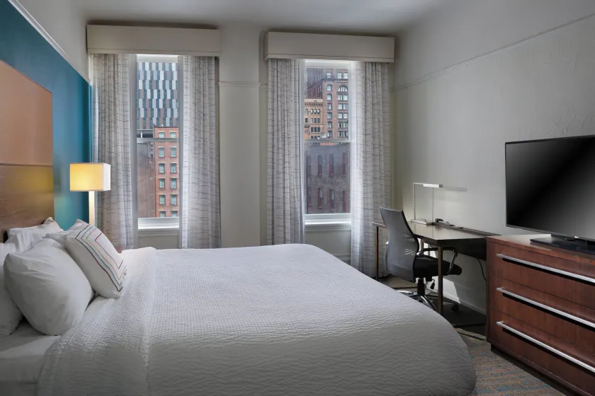Residence Inn by Marriott Cleveland Downtown - Image 1