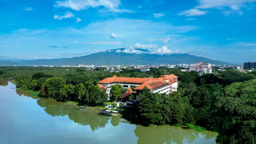 RatiLanna Riverside Spa Resort - Image 1