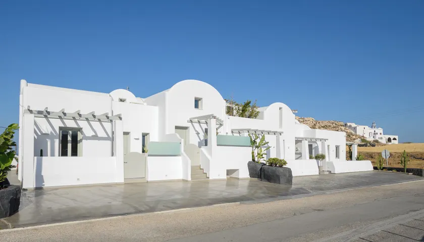 Aegean Diamonds Luxury Suites - Image 1