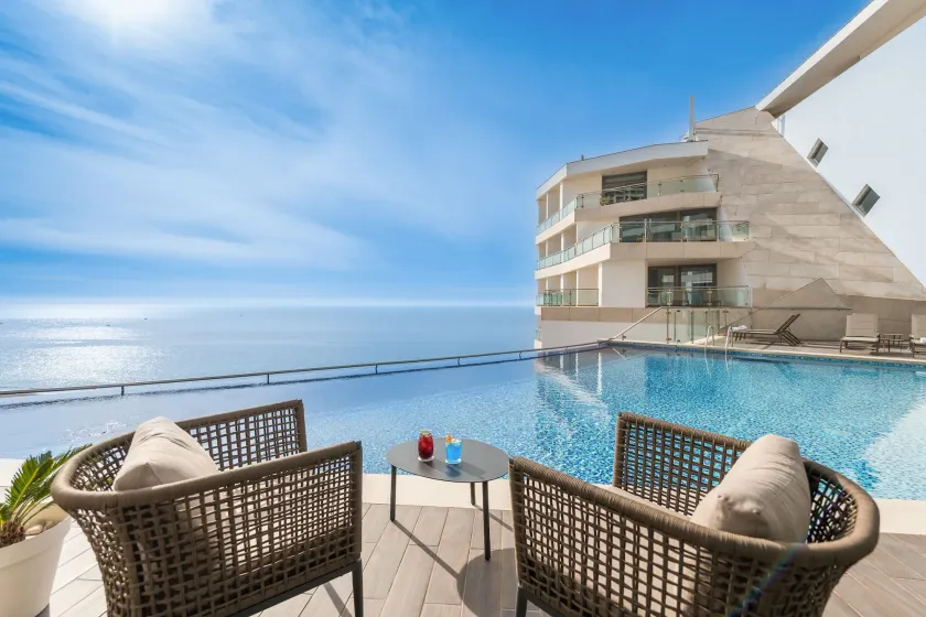 Sesimbra Oceanfront Hotel - Preferred Hotels and Resorts - Image 1