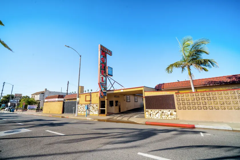 Geneva Motel - Image 1