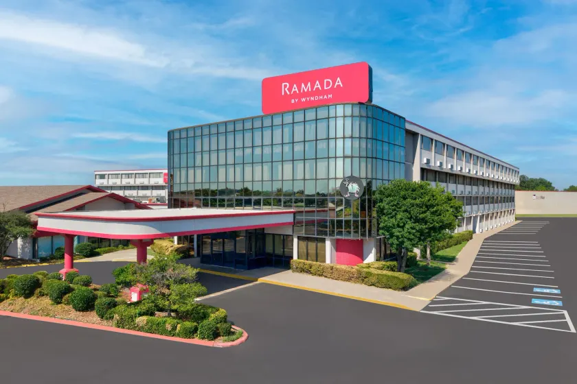 Ramada by Wyndham Tulsa Broken Arrow - Image 1