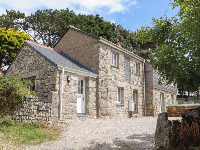 The Old Barn - Image 1