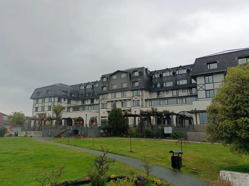 Hotel Enjoy Pucón - Image 1