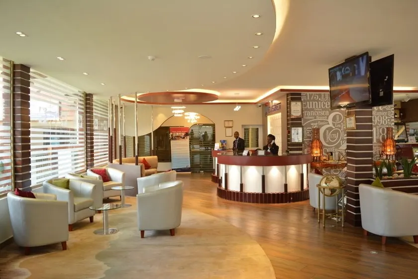 Eusbett Hotel - Image 1