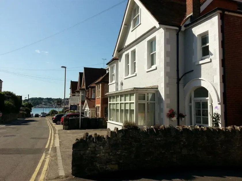Beachcomber Holiday Apartments - Image 1