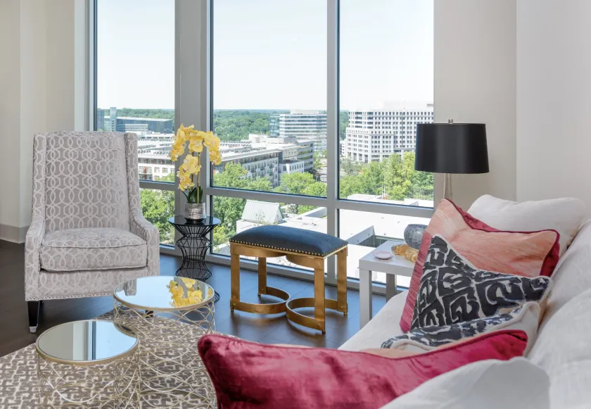 PDC Luxury Apartment Tysons Corner - Image 1