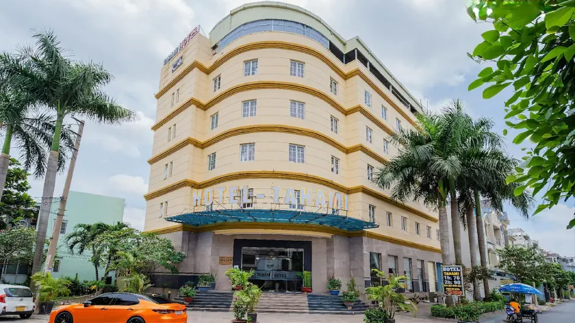 Tahami Hotel Thu Duc - Image 1