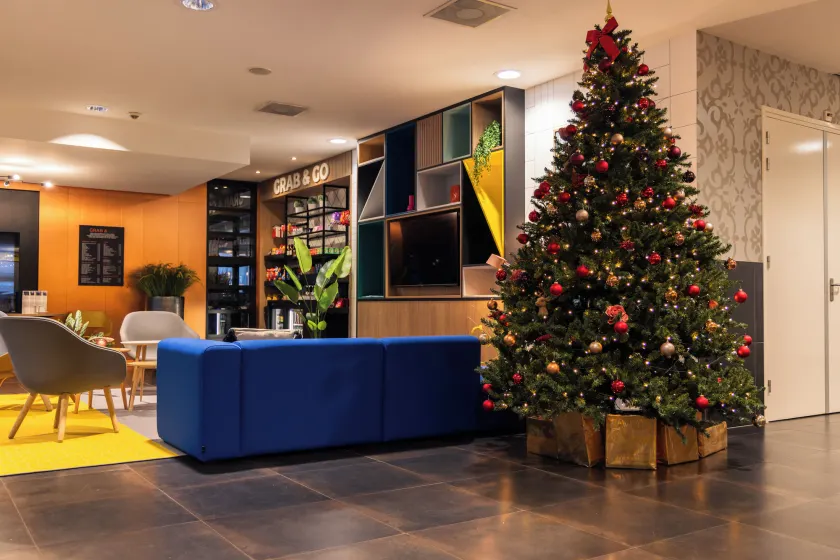 Holiday Inn Eindhoven Centre by IHG - Lobby