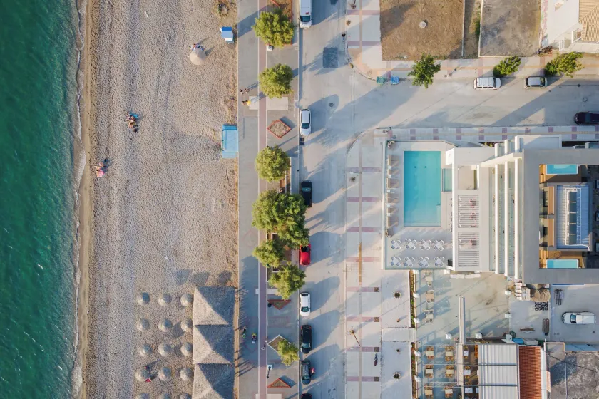 Avant Blue Boutique Hotel - Image 1