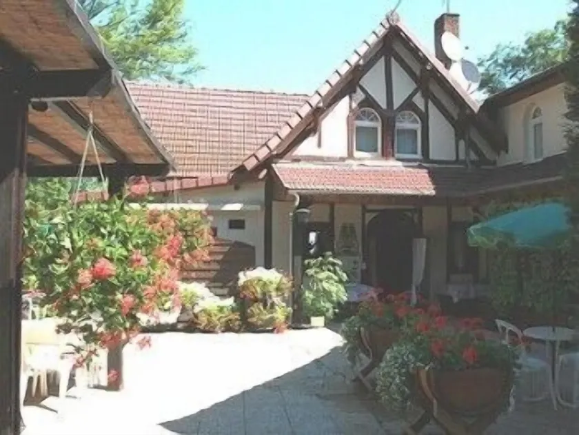 Logis Doubs Rivage - Image 1