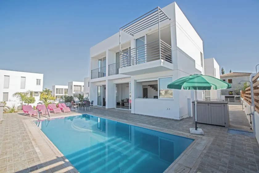 Protaras Perle Villa Pe16 - Image 1