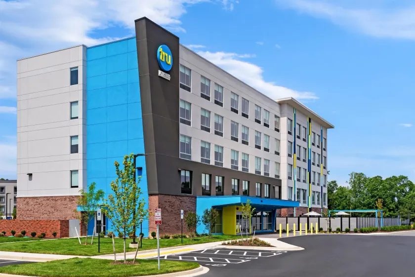 Tru By Hilton Richmond Northwest - Image 1