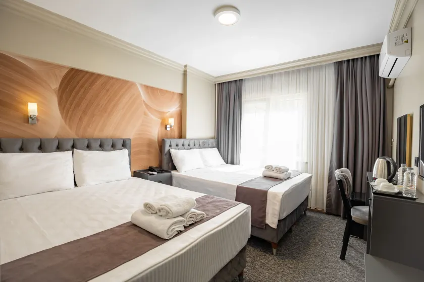 BURSA LOYAL CiTY HOTEL - Image 1