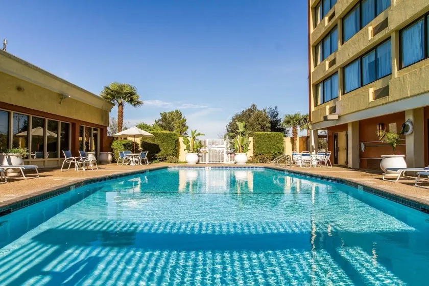 Clarion Hotel Concord-Walnut Creek - Image 1