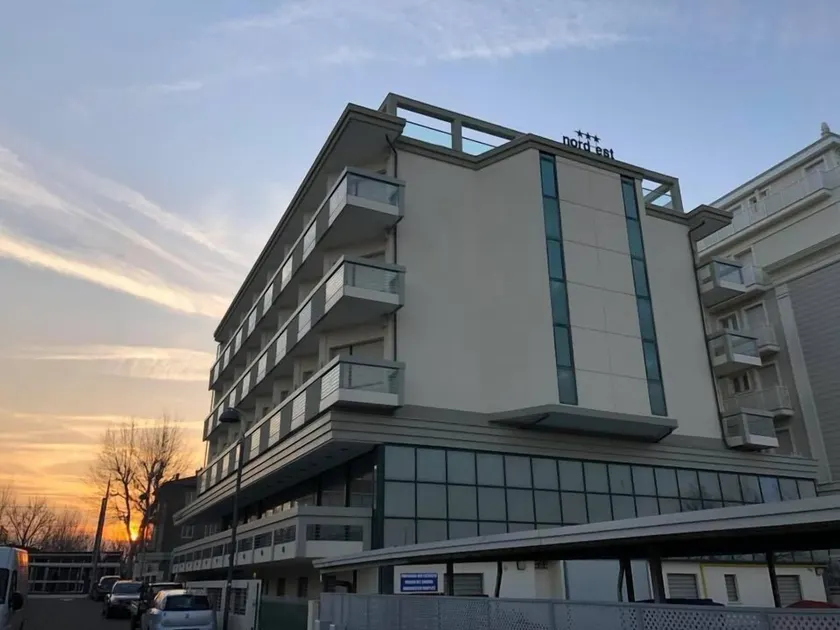 Hotel Nord Est - Image 1