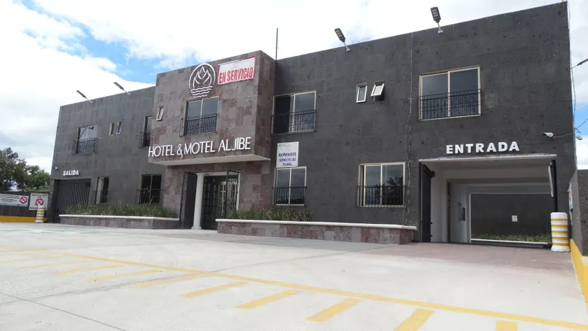 MOTEL & HOTEL ALJIBE - Image 1