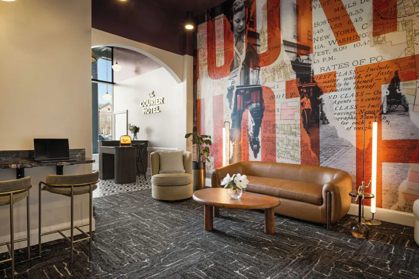 The Courier Hotel - Image 1