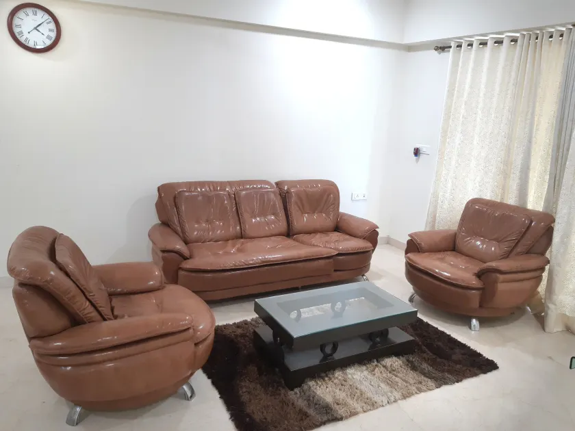 Arista Service Apartments Kalanagar - Image 1