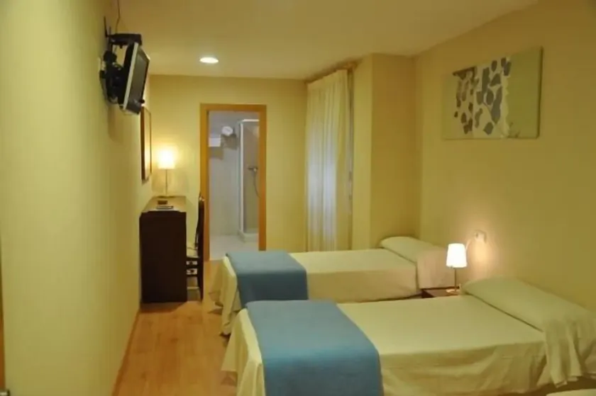 Hostal Ruiz - Image 1