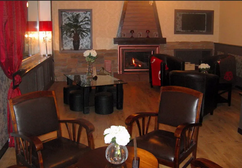 Logis Hotel Des Bains - Reception