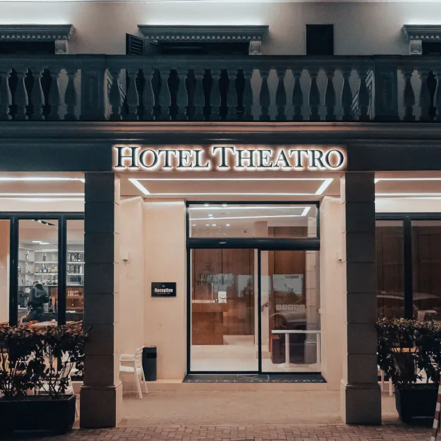 Hotel Theatro- City Center - Image 1