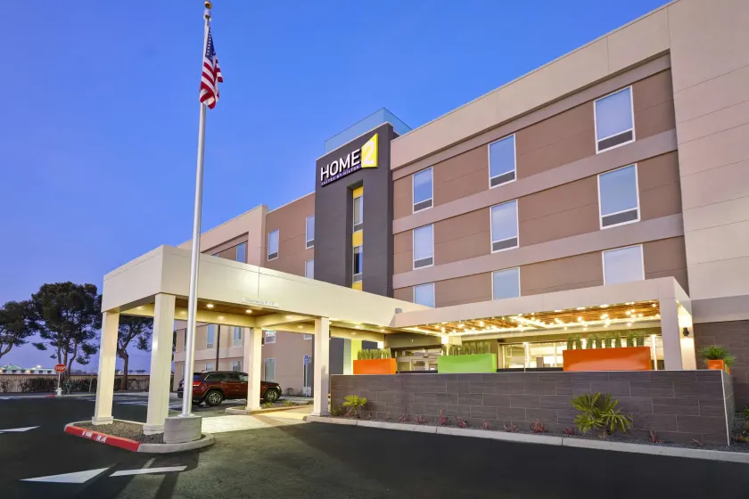 Home2 Suites by Hilton Hanford Lemoore - Image 1
