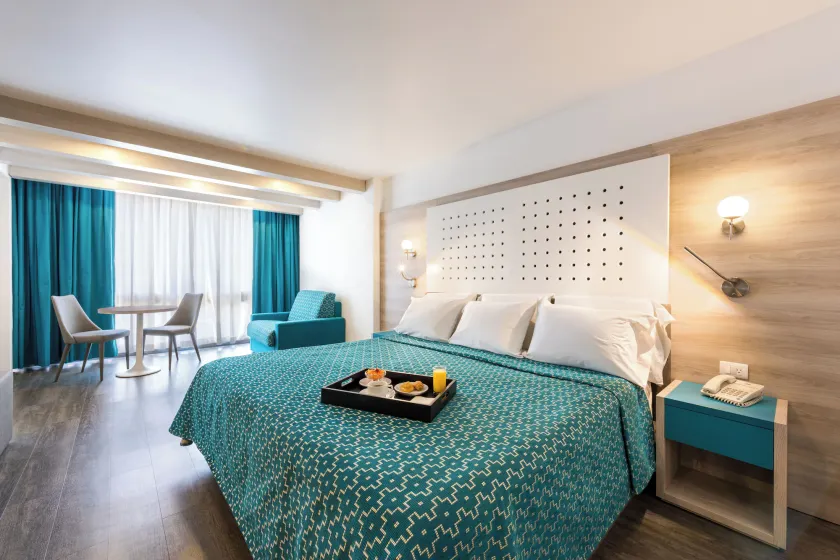 Hotel Casa Blanca - Image 1